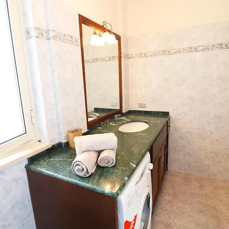 Casa Vacanze Calipso A Salento, Vista Mare 6 Posti Letto. Otranto