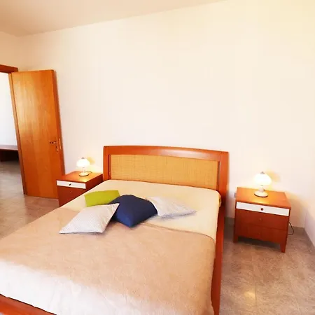 Casa Vacanze Calipso A Salento, Vista Mare 6 Posti Letto.