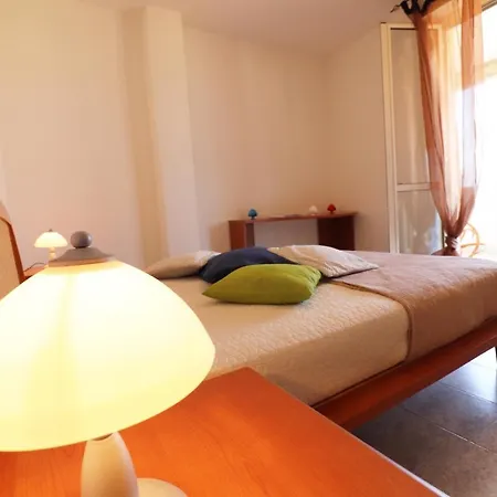 Vakantiehuis Casa Vacanze Calipso A Salento, Vista Mare 6 Posti Letto.