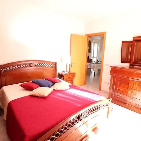 Casa Vacanze Calipso A Salento, Vista Mare 6 Posti Letto. *